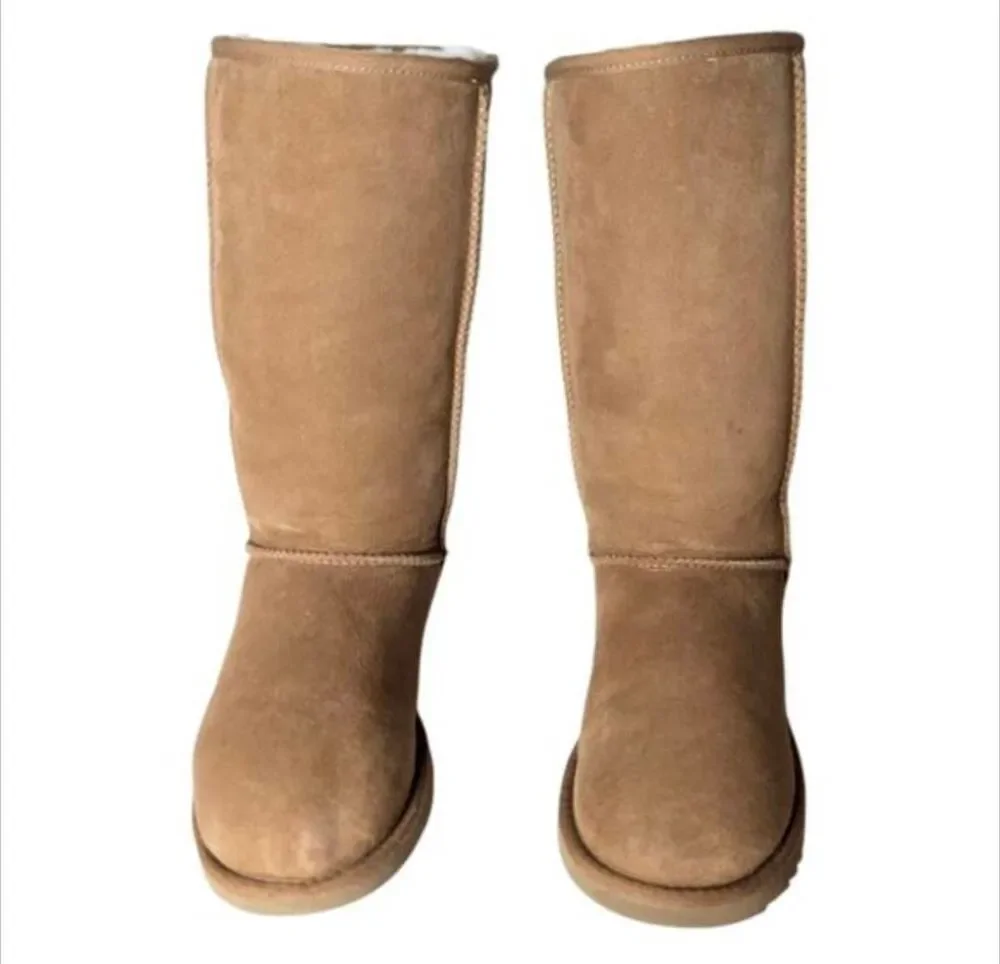 UGG Classic Tall Winter Boot Size 6